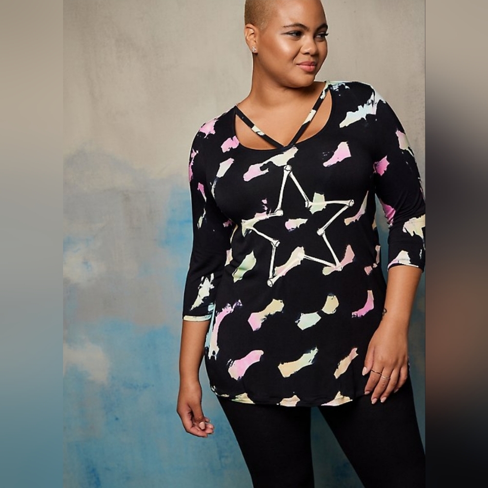 Torrid Lovesick Strappy Star Tee